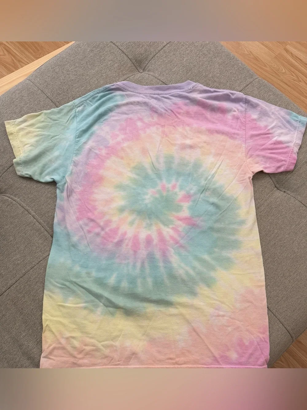 The Rolling Stones Tie Dye Graphic Adult Medium The Stones 72 Women's T-Shirt S - Picture 3 of 5